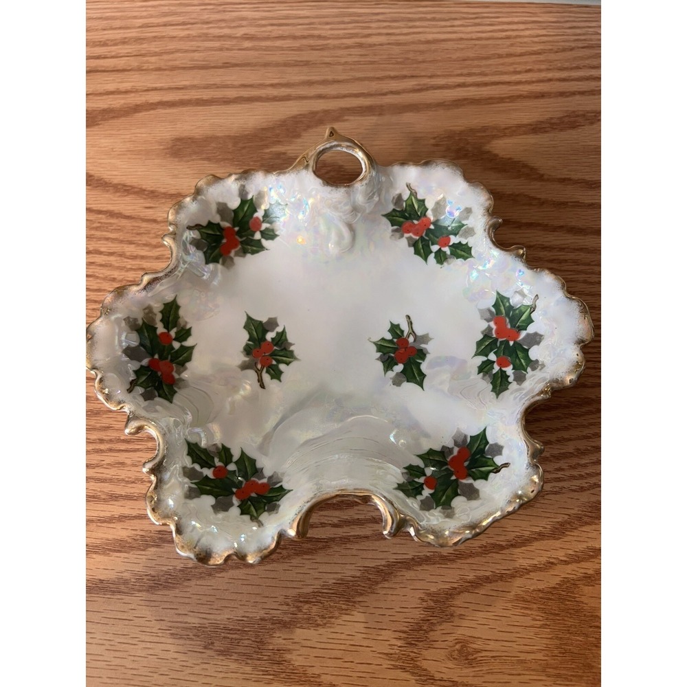 Vintage Ucagco Christmas Lusterware Holly & Berry Candy/Cookie Dish Japan‎